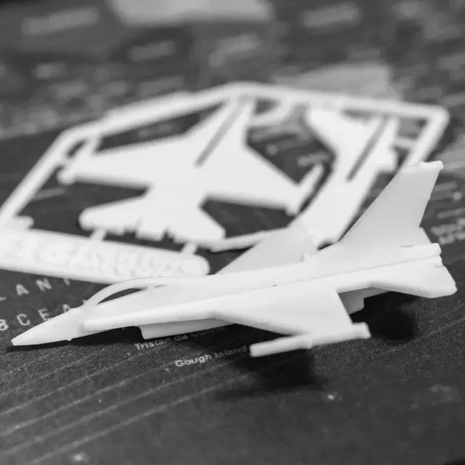 Kit Card F16 Savaş Jeti Model