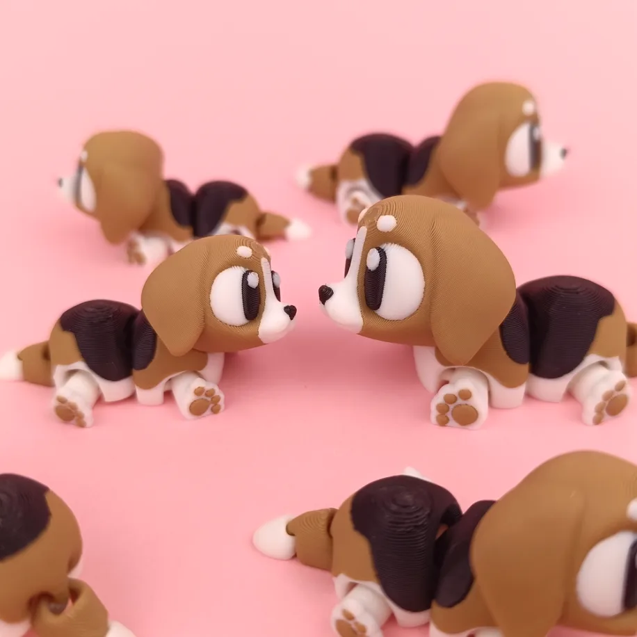 Sevimli Beagle Köpek - Hem Oyuncak Figür Hem Anahtarlık